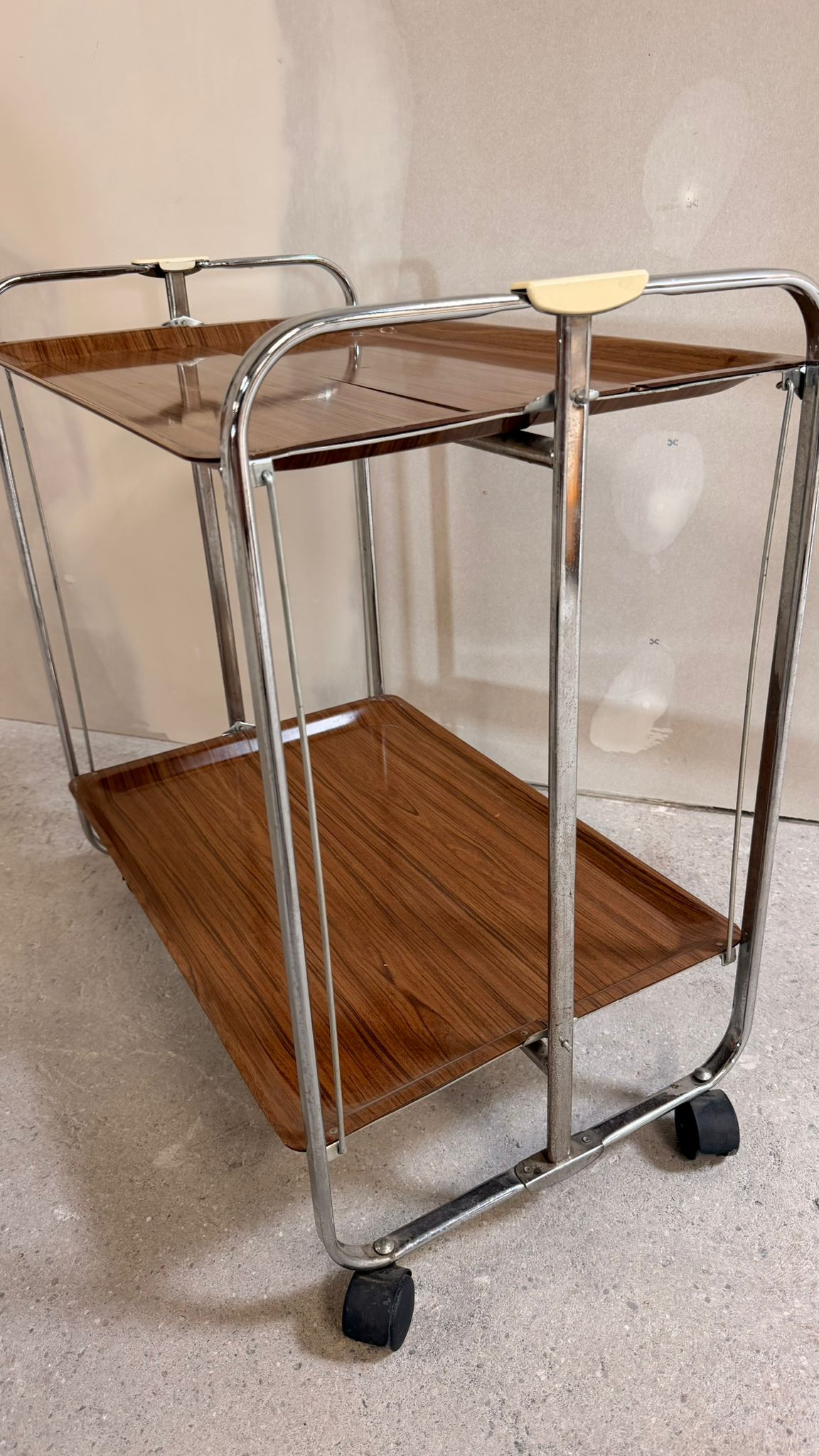 Mid Century klappbarer Servierwagen/ Barwargen aus den 60`s
