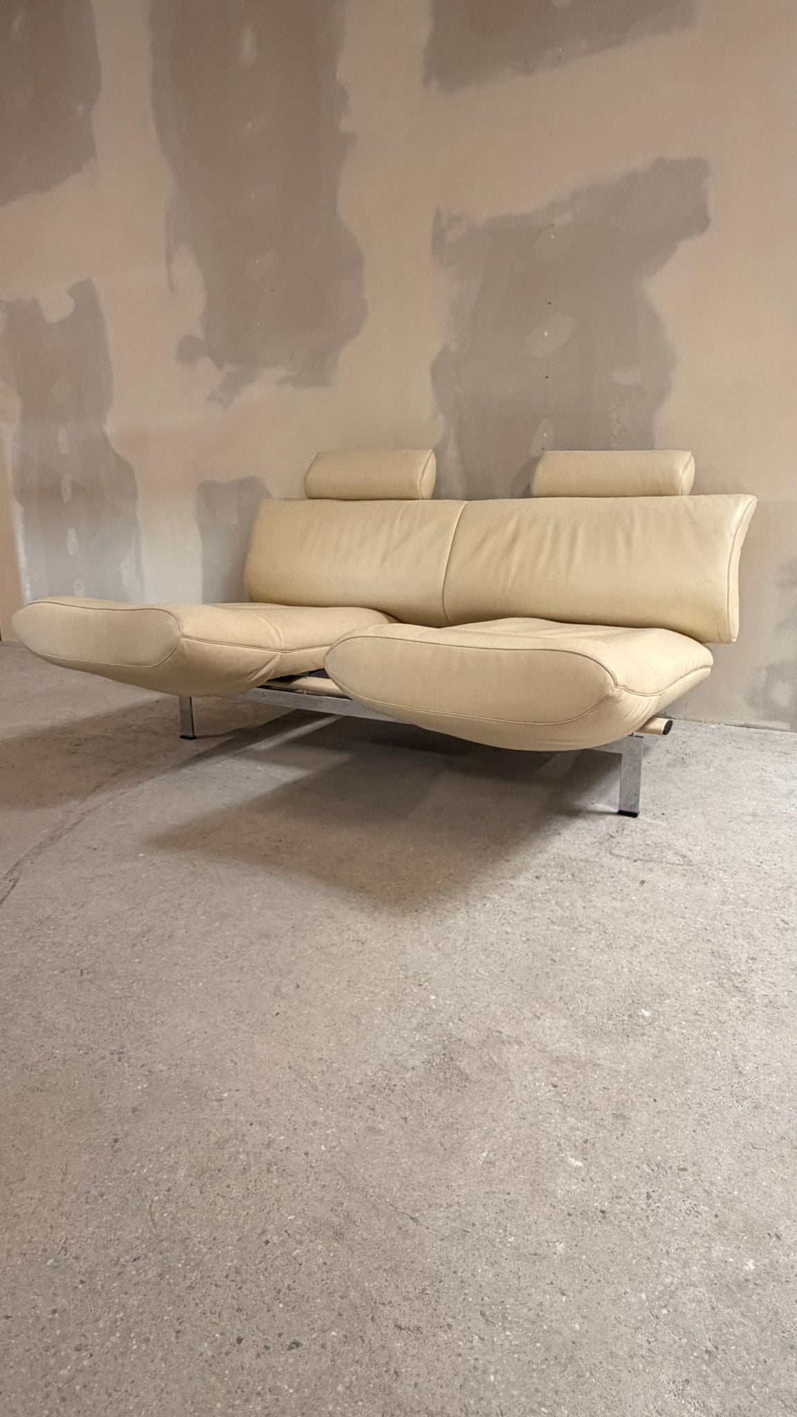De Sede Sofa DS 140 entworfen von Reto Frigg 80`s aus Leder