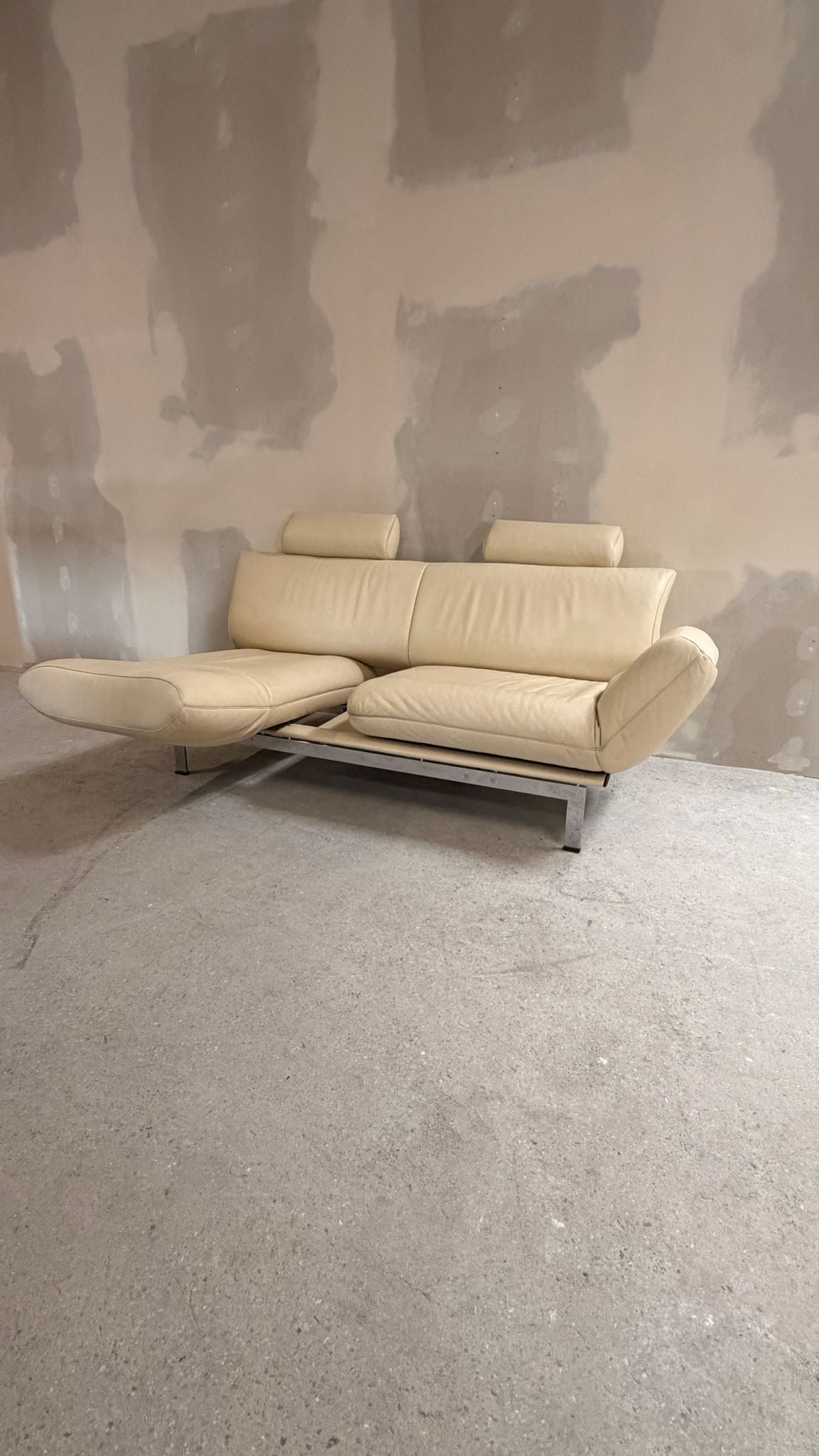 De Sede Sofa DS 140 entworfen von Reto Frigg 80`s aus Leder