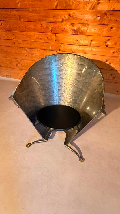 Postmoderner skulpturaler Sessel von Steel Line aus den 80er