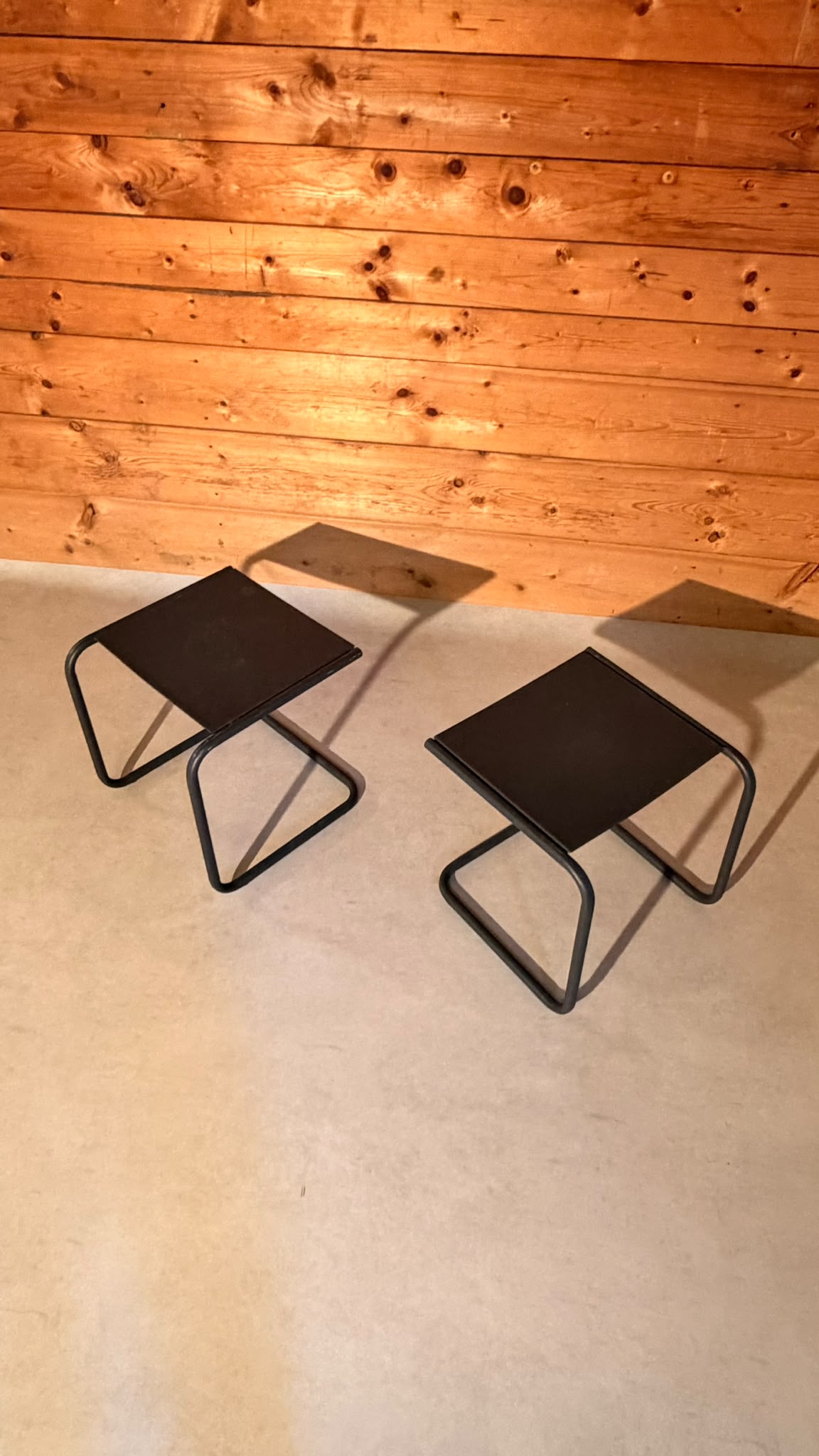 Club Beistelltisch Mattschwarz von FIAM Freischwinger Design