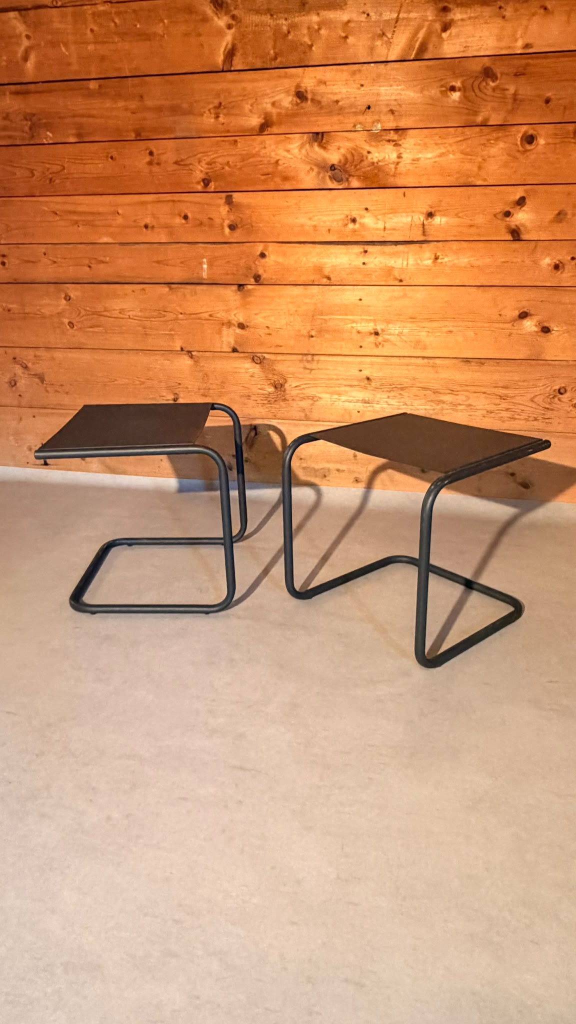 Club Beistelltisch Mattschwarz von FIAM Freischwinger Design