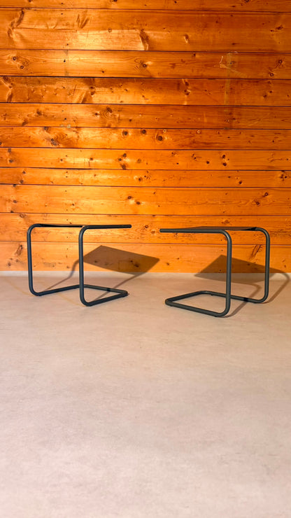 Club Beistelltisch Mattschwarz von FIAM Freischwinger Design