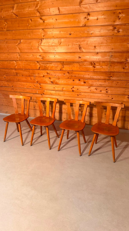 4 Vintage Holzstühle im Landhausstil Schweizer Möbel
