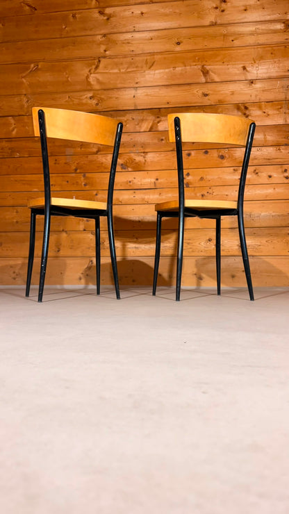 GO IN Design Munich Vintage Stühle Holz Metall