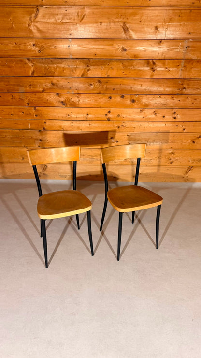 GO IN Design Munich Vintage Stühle Holz Metall
