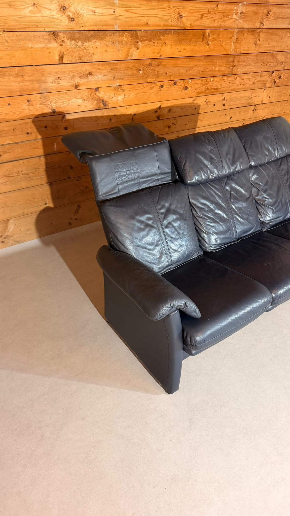 Longlife Valdalpone Leder 3-Sitzer Sofa in Dunkelblau