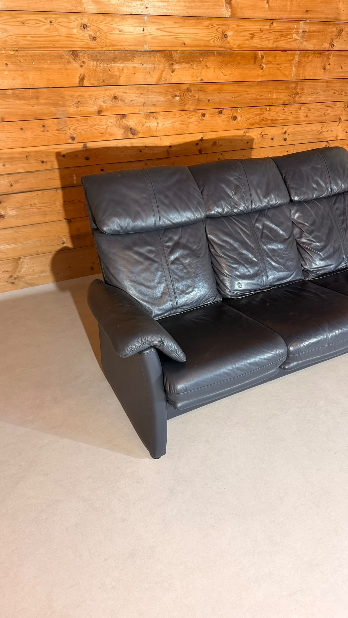 Longlife Valdalpone Leder 3-Sitzer Sofa in Dunkelblau