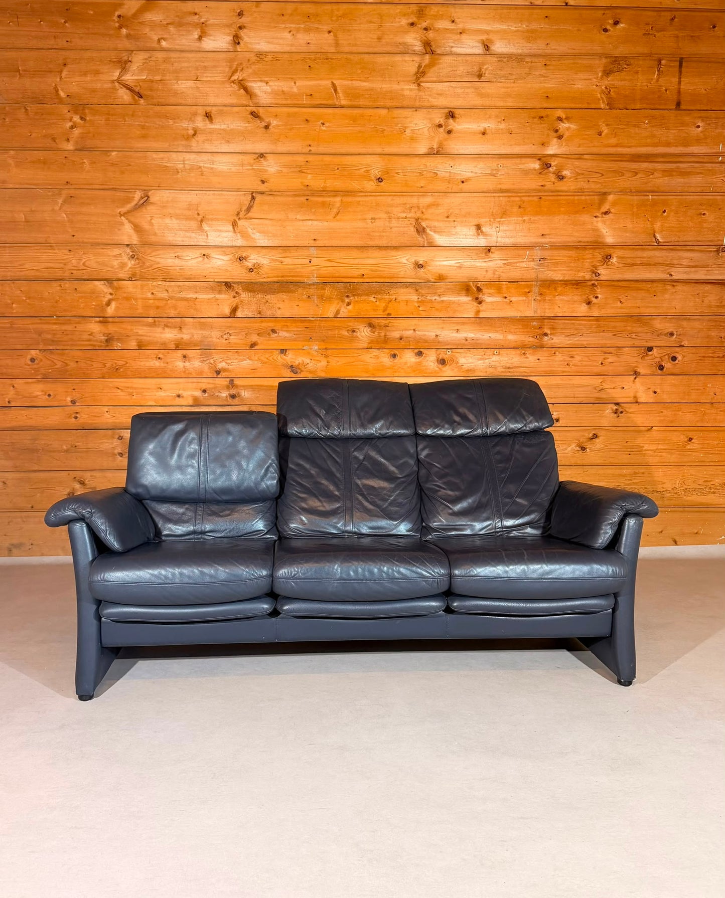 Longlife Valdalpone Leder 3-Sitzer Sofa in Dunkelblau