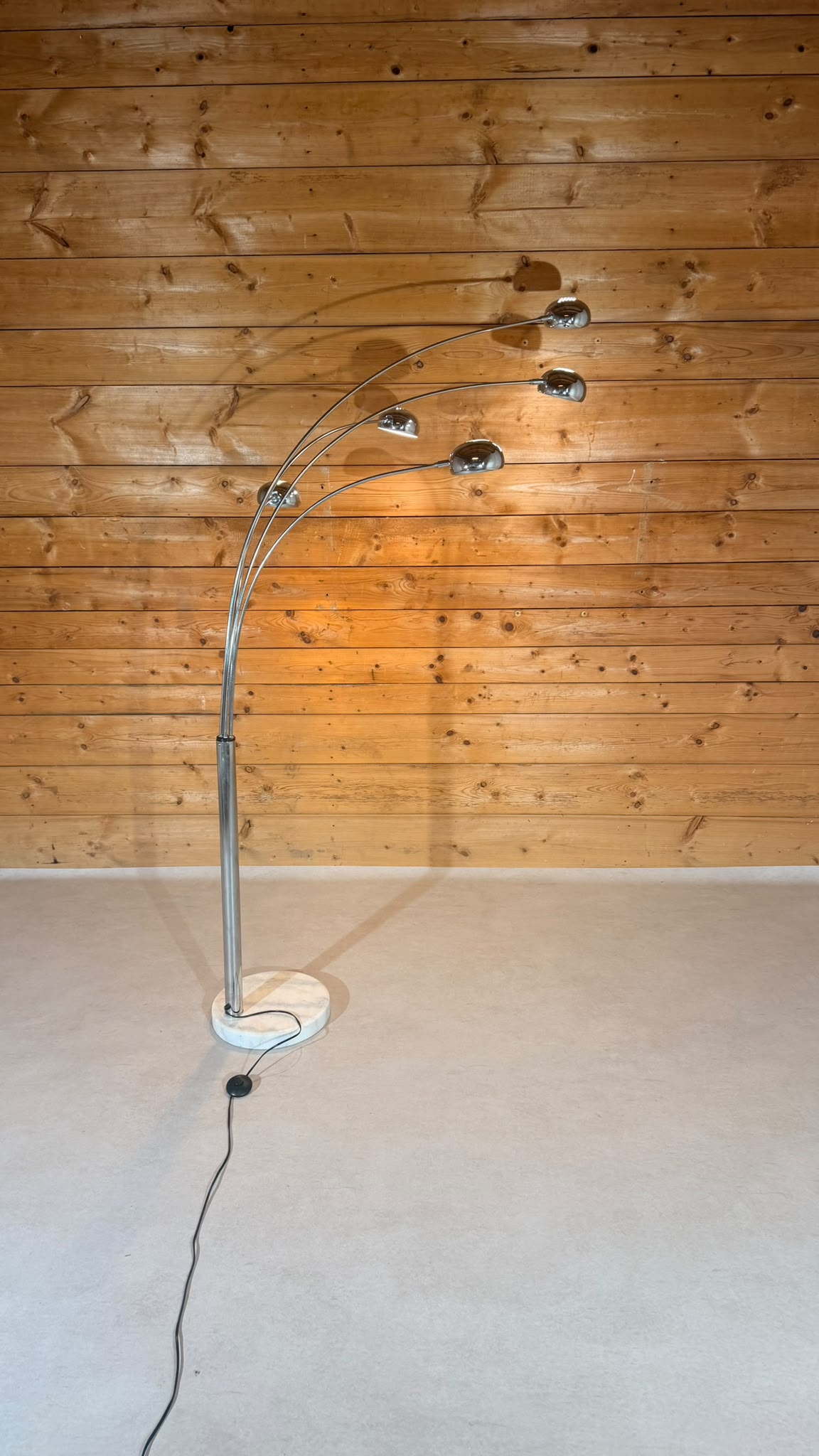 Design Bogenlampe 5-flammig Chrom mit Marmorfuss