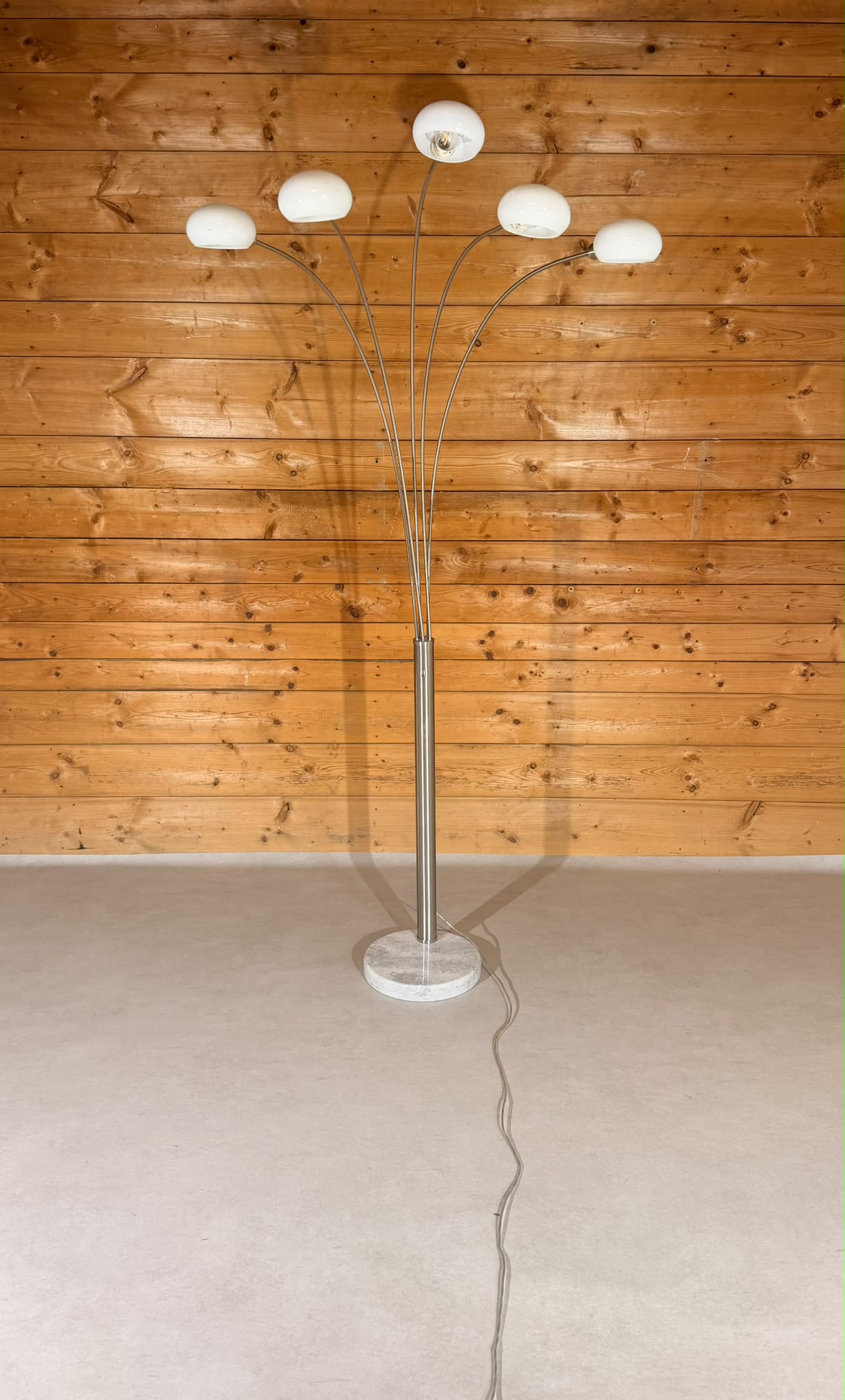 Design Bogenlampe 5-flammig Marmorfuss und Glaslampenschirm