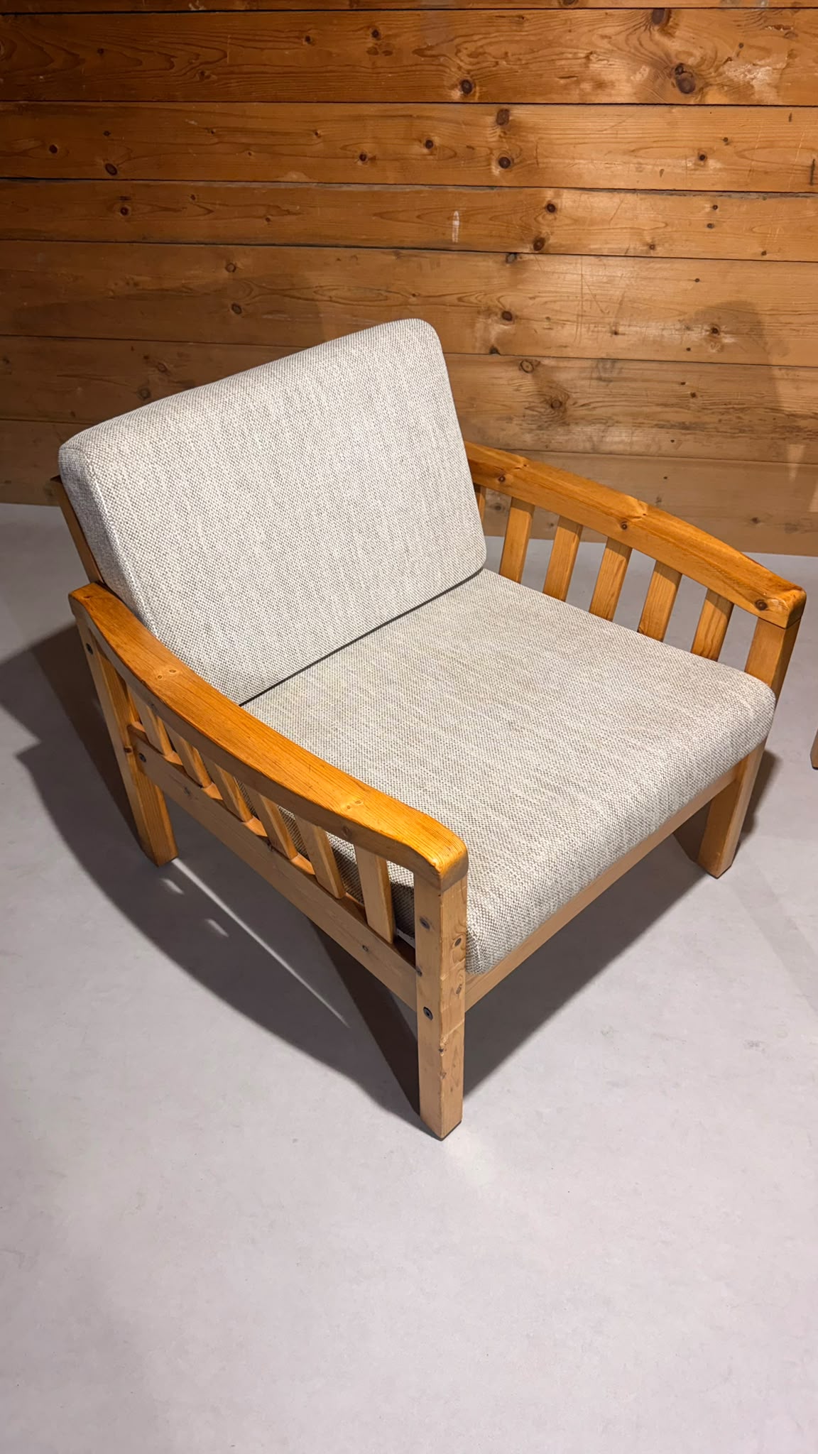 2x Skandinavische Vintage Sessel aus Kiefernholz 80er Jahre