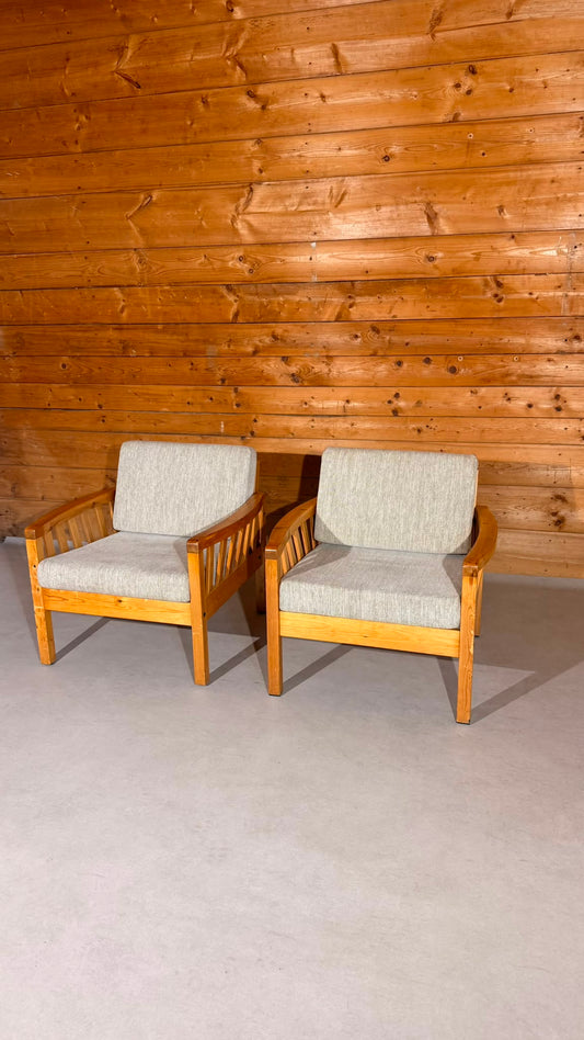 2x Skandinavische Vintage Sessel aus Kiefernholz 80er Jahre