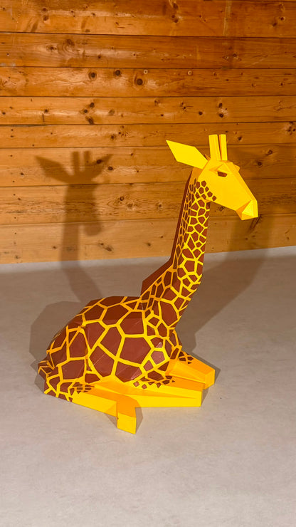Design Deko Giraffe Skulptur im Origami Stil  aus Sperrholz
