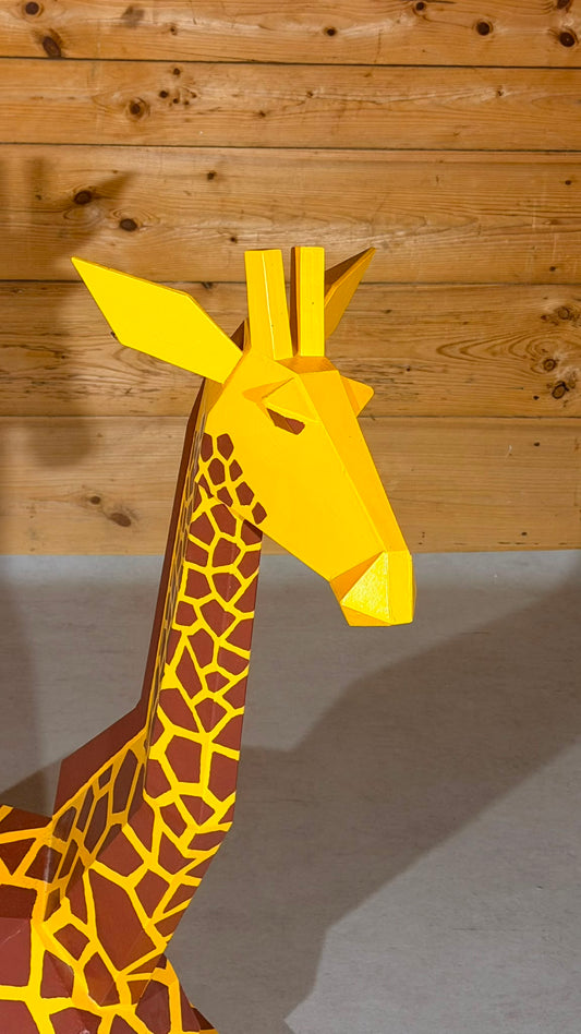 Design Deko Giraffe Skulptur im Origami Stil  aus Sperrholz