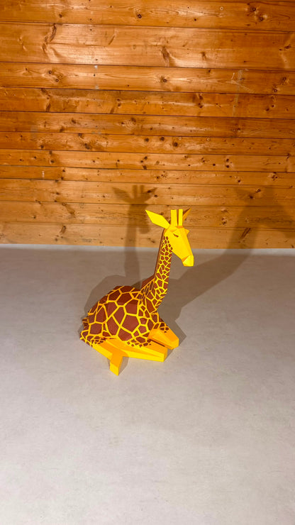 Design Deko Giraffe Skulptur im Origami Stil  aus Sperrholz