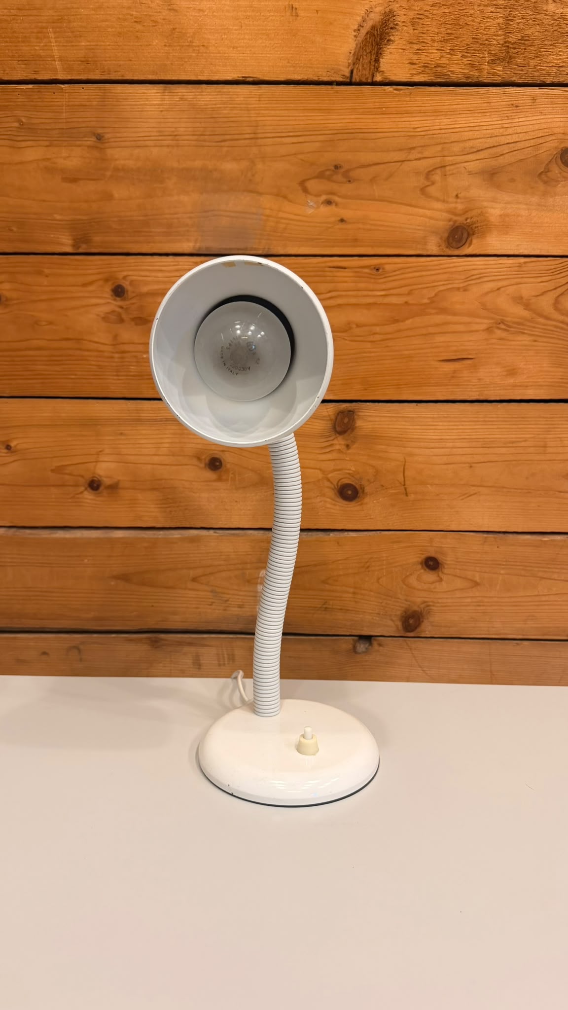 Vintage Retro 80er Schreibtischlampe mit Flexarm in Weiss