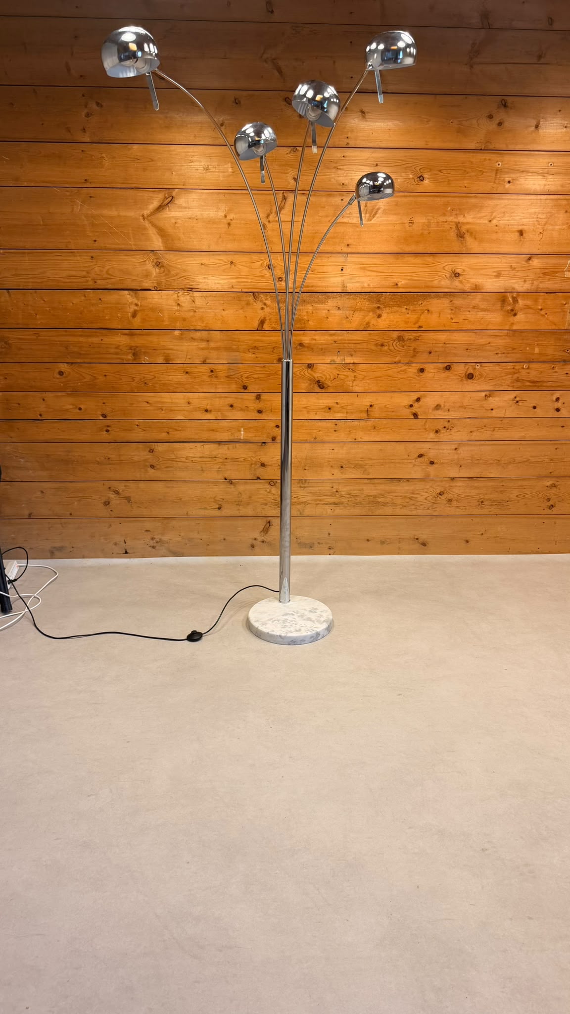 5-flammige Bogenlampe Chrom mit Marmorfuss