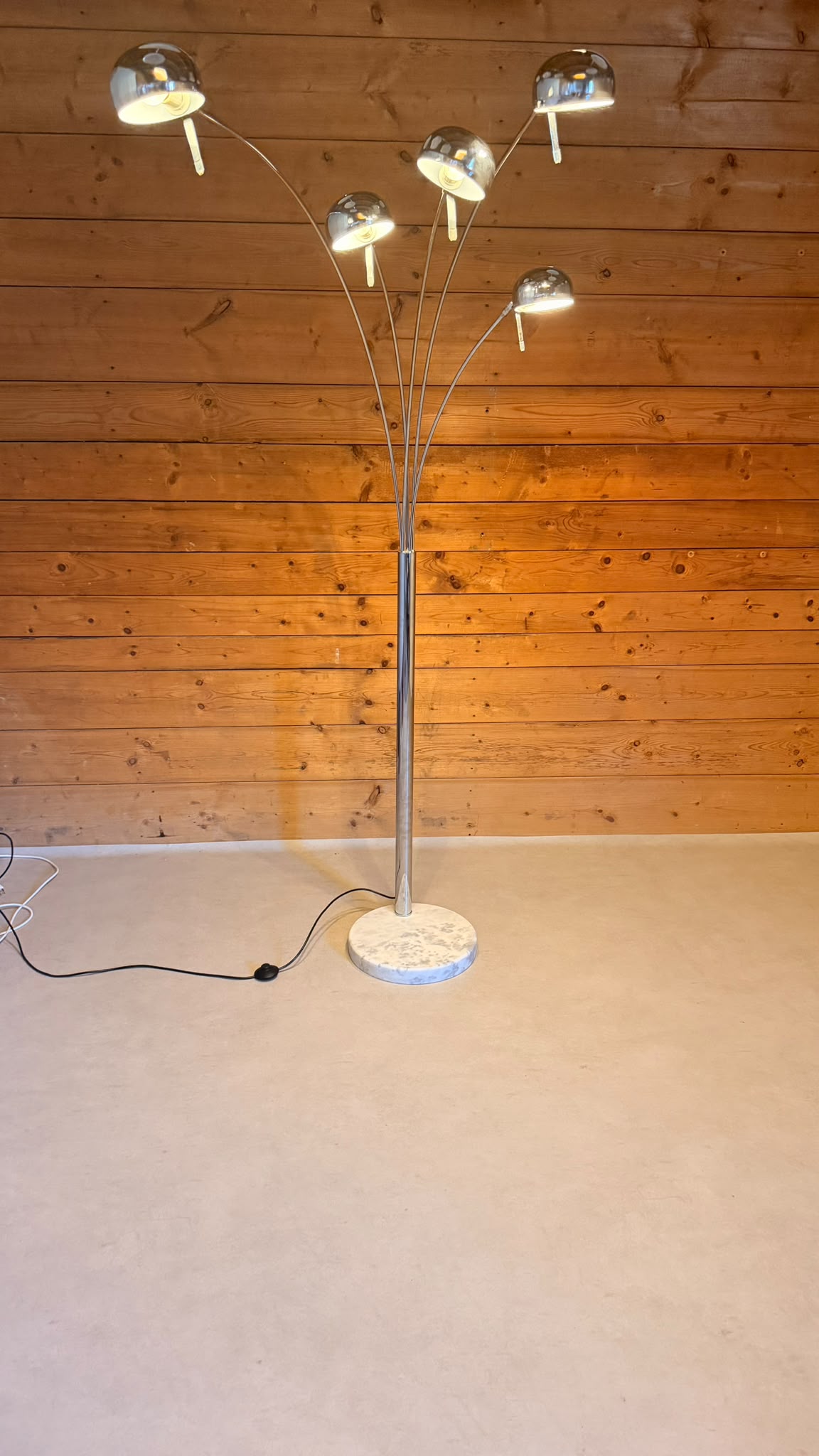 5-flammige Bogenlampe Chrom mit Marmorfuss
