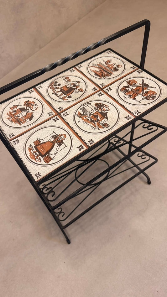 Kultiger Vintage-Zeitungsständer / Beistelltisch mit Resopal