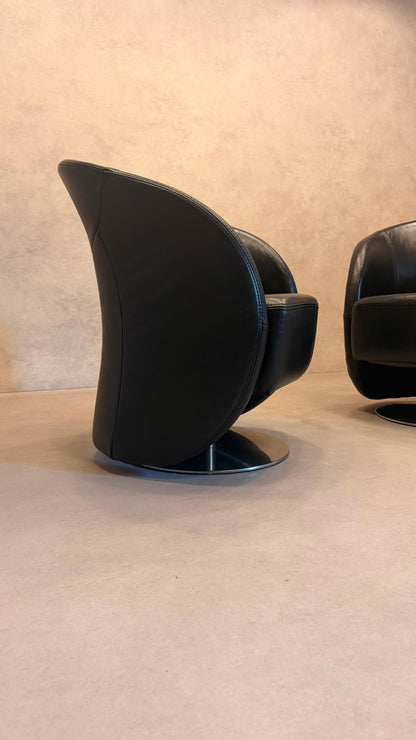 PM Oelsa Sylt Lounge Sessel Drehsessel aus Leder in schwarz