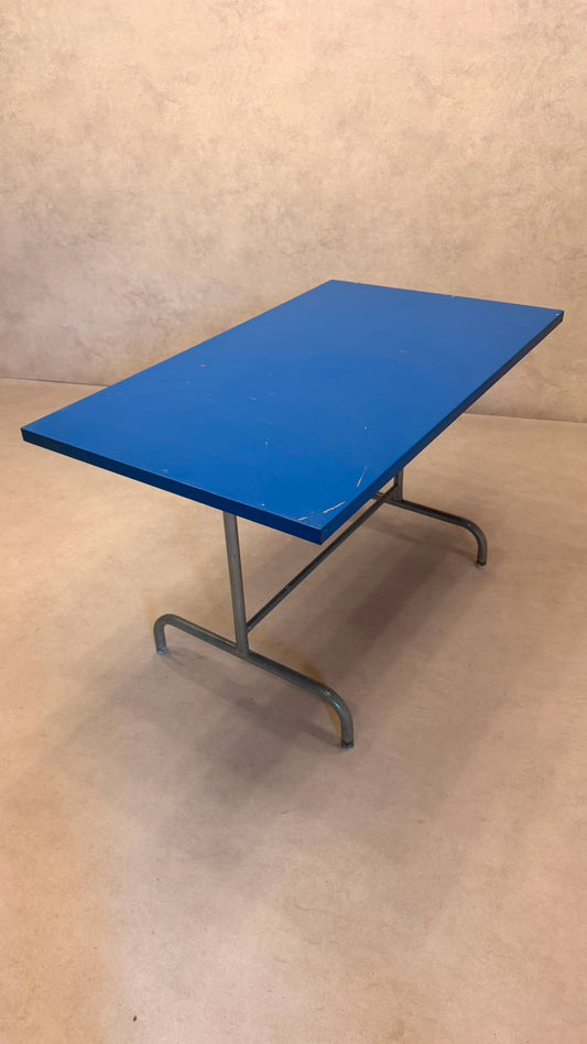 Schaffner Gartentisch klappbar aus Metall in blau lackiert