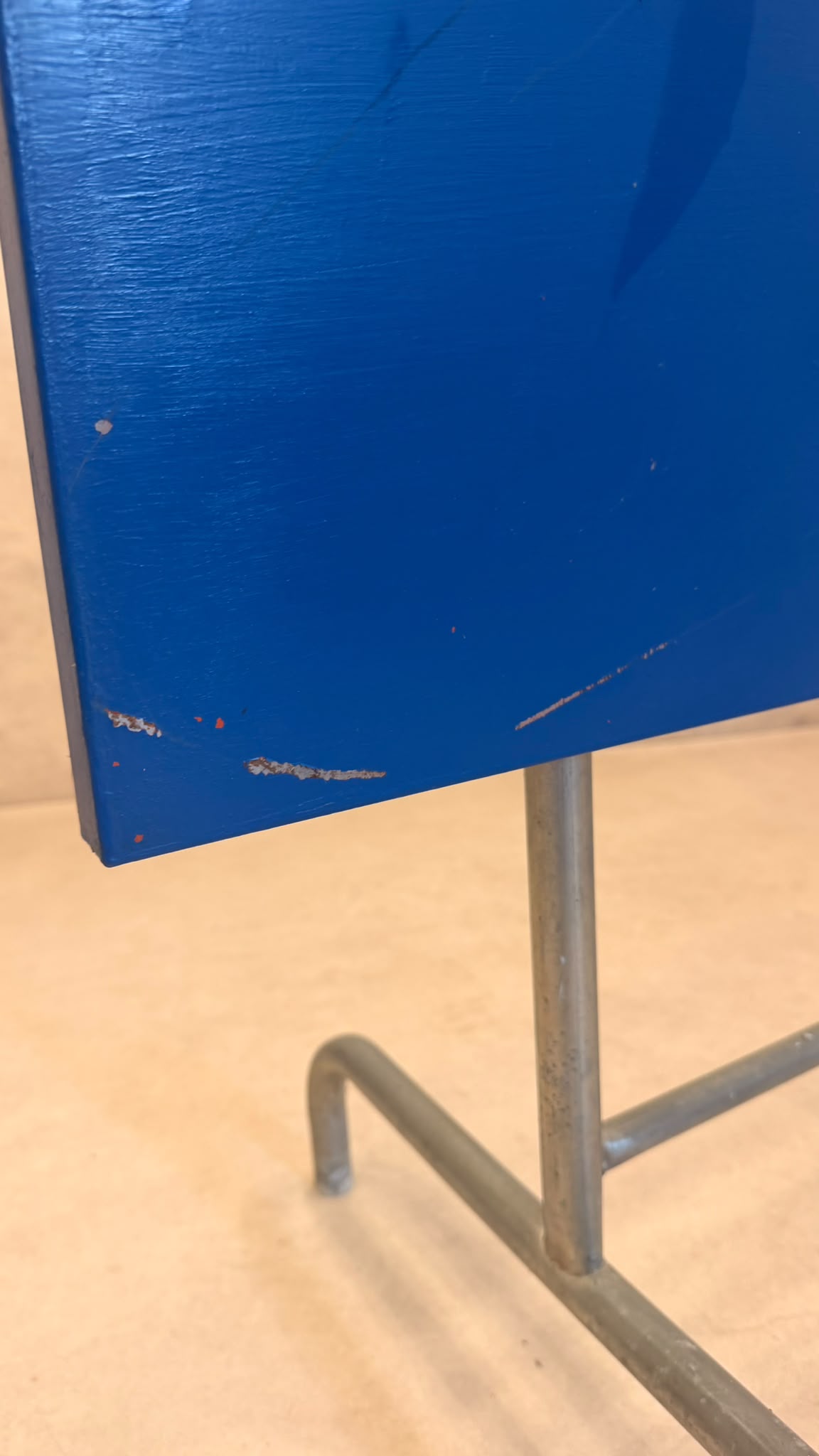 Schaffner Gartentisch klappbar aus Metall in blau lackiert