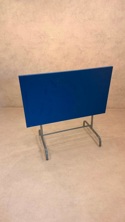 Schaffner Gartentisch klappbar aus Metall in blau lackiert