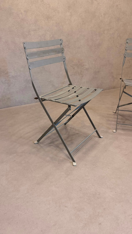 2er Set Bistro Garten Klappstühle aus Metall in Grau
