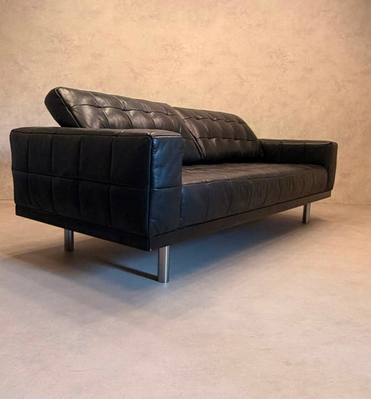 Premium Vintage Sofa aus Leder in schwarz im Kubus-Design