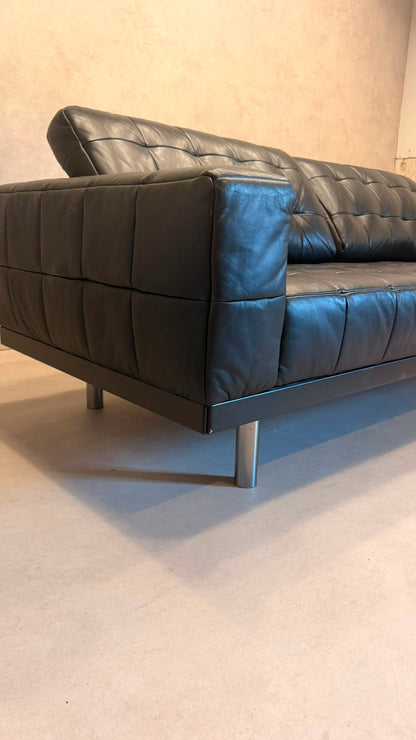 Premium Vintage Sofa aus Leder in schwarz im Kubus-Design