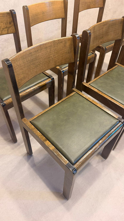 Vintage Holzstuhl mit grünem Kunstleder – 60er Jahre