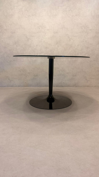 Design Tisch "Planet" mit Tulipfuss von Calligaris Italia