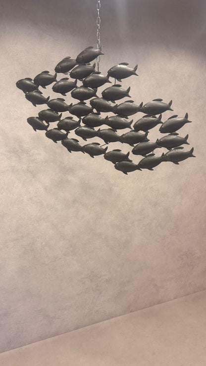 Grosse Fischschwarm Wandskulptur aus Metall