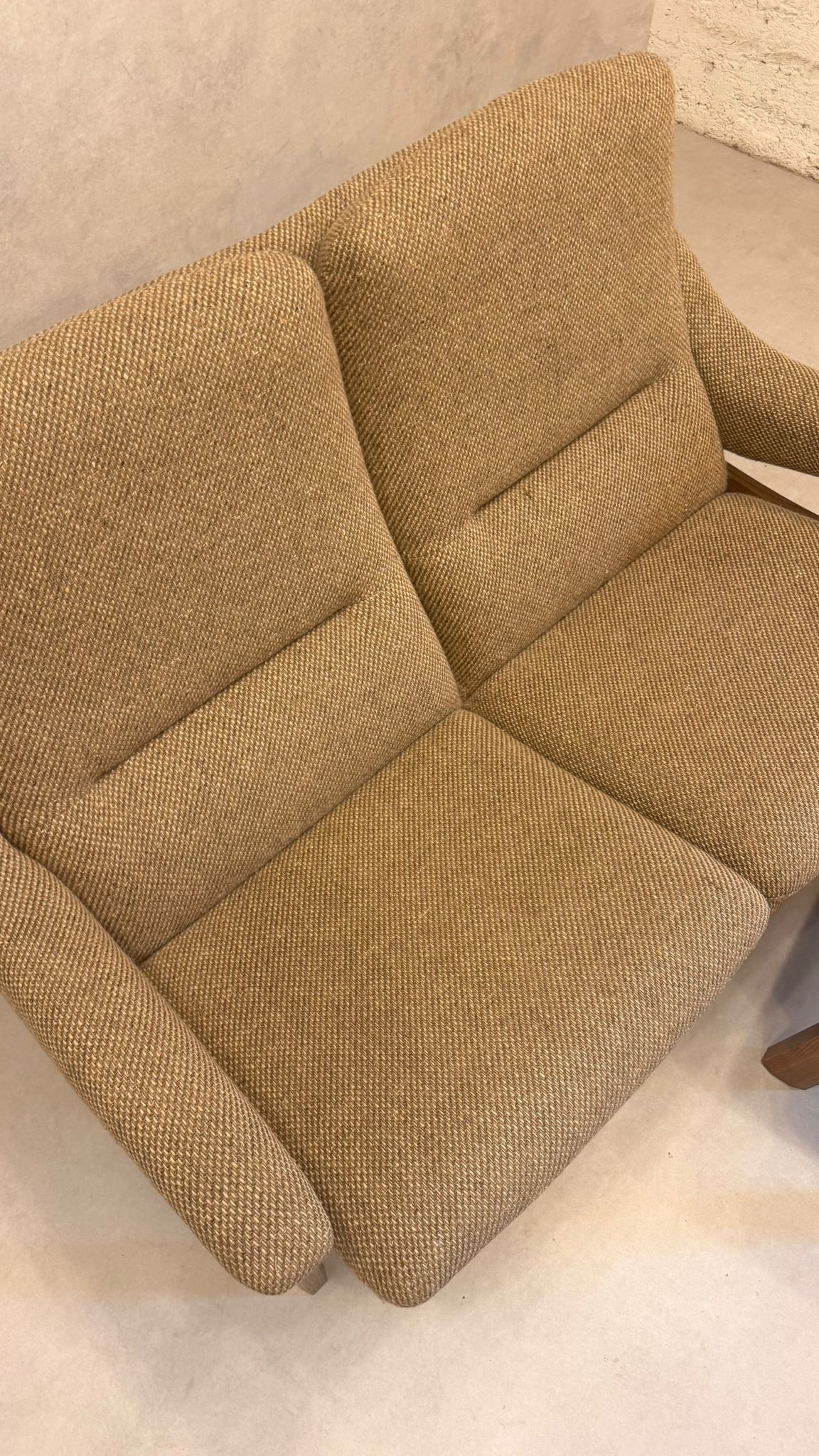 Skandinavisches 2-Sitzer Sofa mit Hocker aus den 70er Jahre