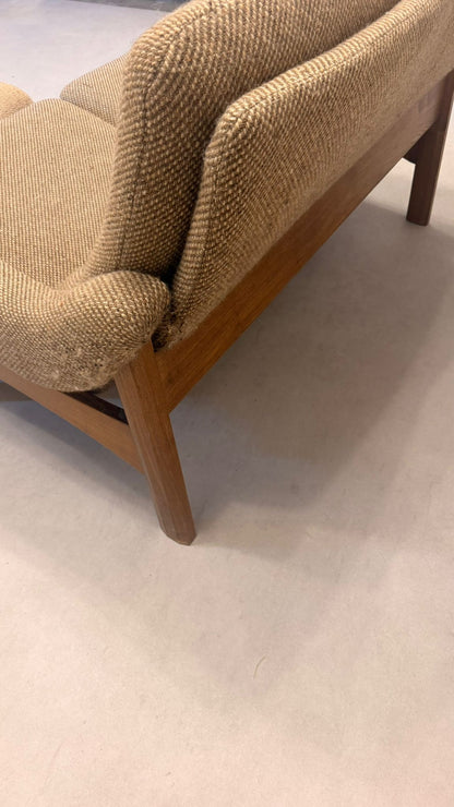 Skandinavisches 2-Sitzer Sofa mit Hocker aus den 70er Jahre
