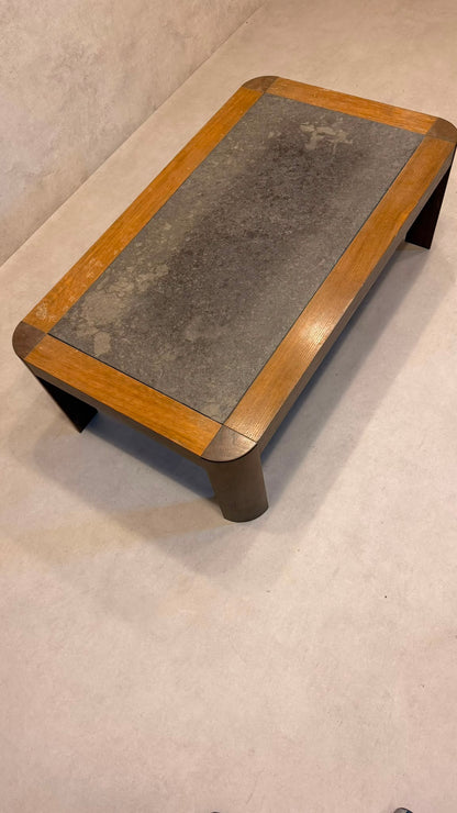 Brutalistischer Eiche Couchtisch mit Schieferplatte 70er