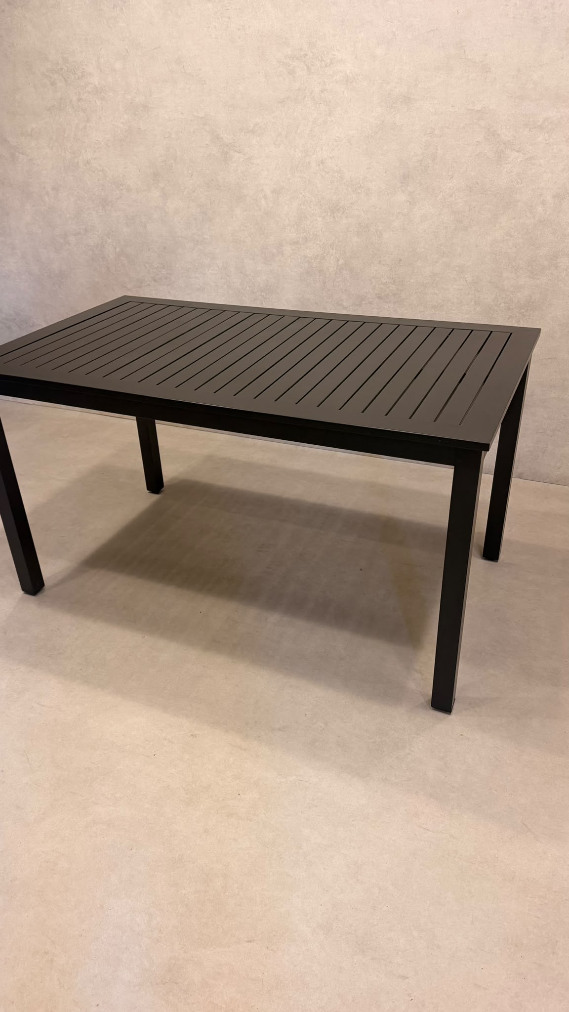 Moderner Aluminium Gartentisch Anthrazit Lattenoptik