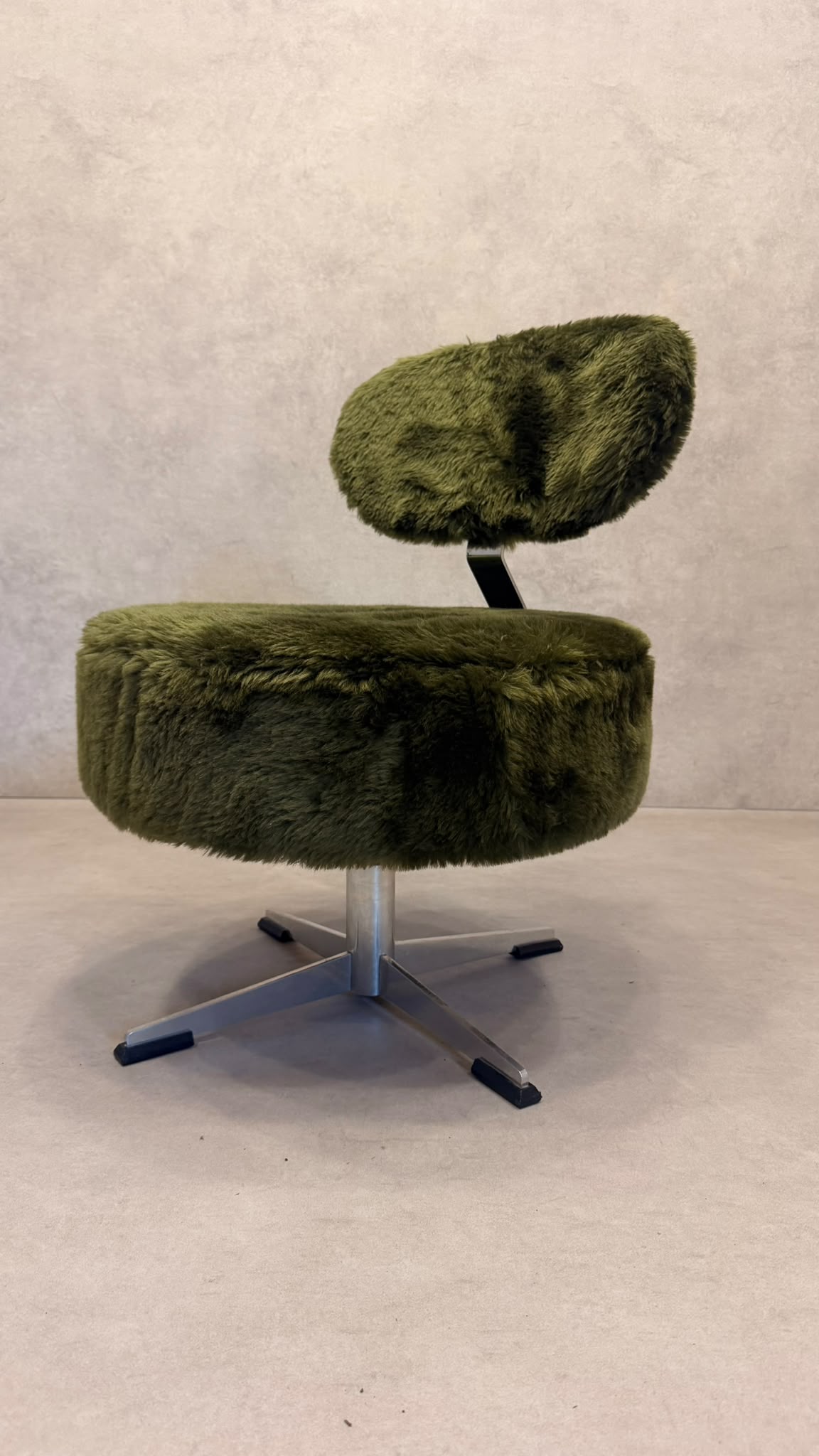 Vintage 70er Flokati Plüsch Sessel Lounge Stuhl Olivgrün