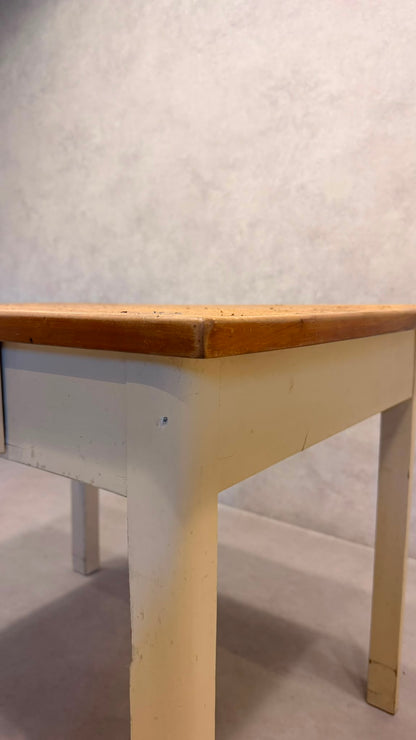 Vintage retro Tisch Küchentisch aus Holz mit Schublade