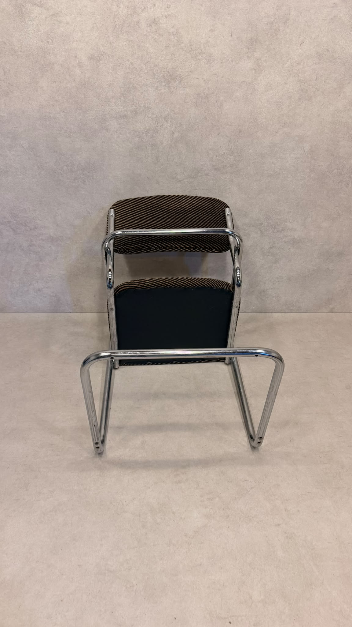 Vintage Bauhaus Freischwinger Sessel gepolstert