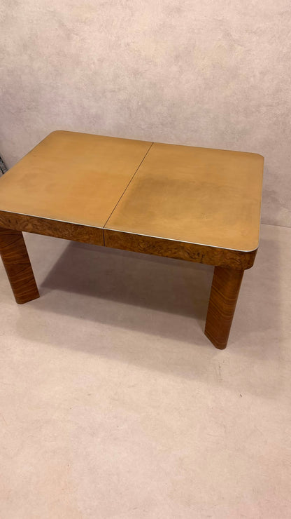 Vintage Art Deco Esstisch aus den 1930s Wurzelholz Design