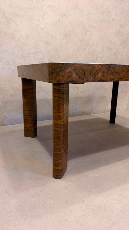 Vintage Art Deco Esstisch aus den 1930s Wurzelholz Design