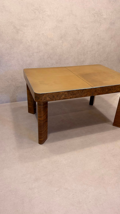 Vintage Art Deco Esstisch aus den 1930s Wurzelholz Design