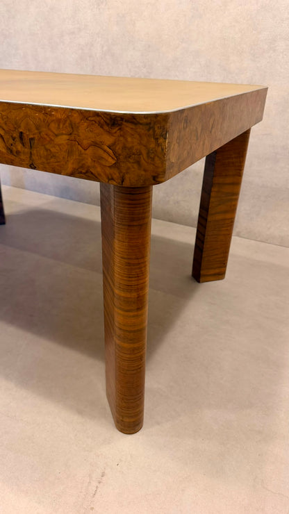 Vintage Art Deco Esstisch aus den 1930s Wurzelholz Design