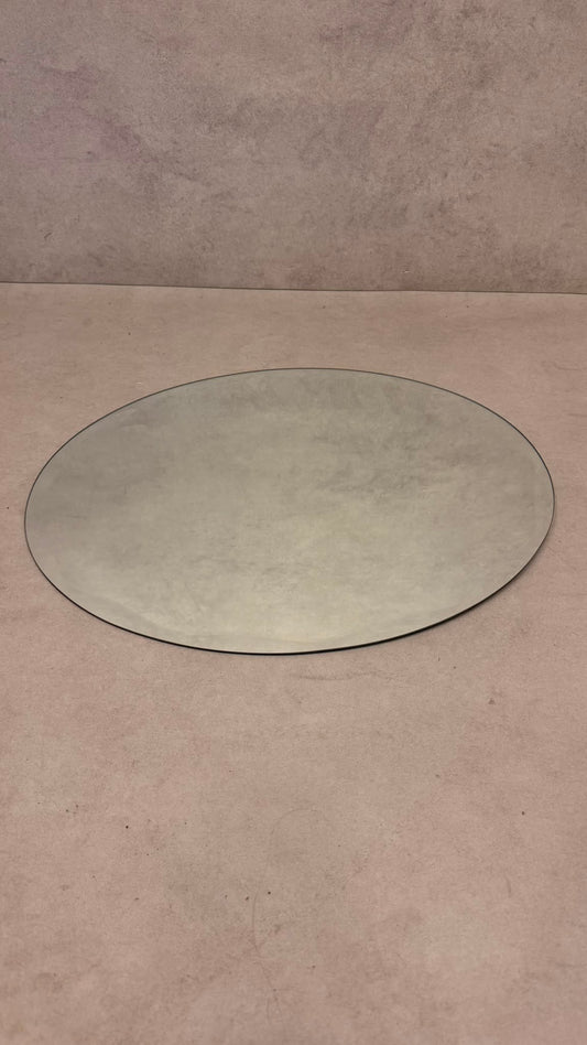 Ovaler Design Wandspiegel mit Facettenschliff