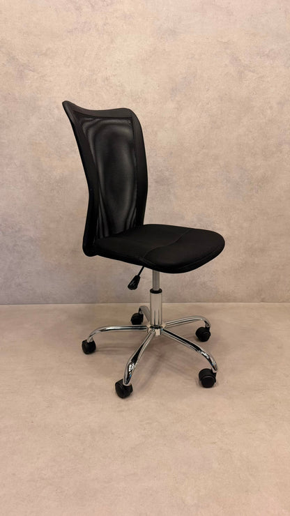 Ergonomischer Büro-Drehstuhl ohne Armlehnen, Schwarz / Chrom