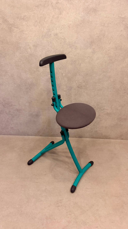 Höhenverstellbare ergonomische Stehhilfe/ Bügelsitz