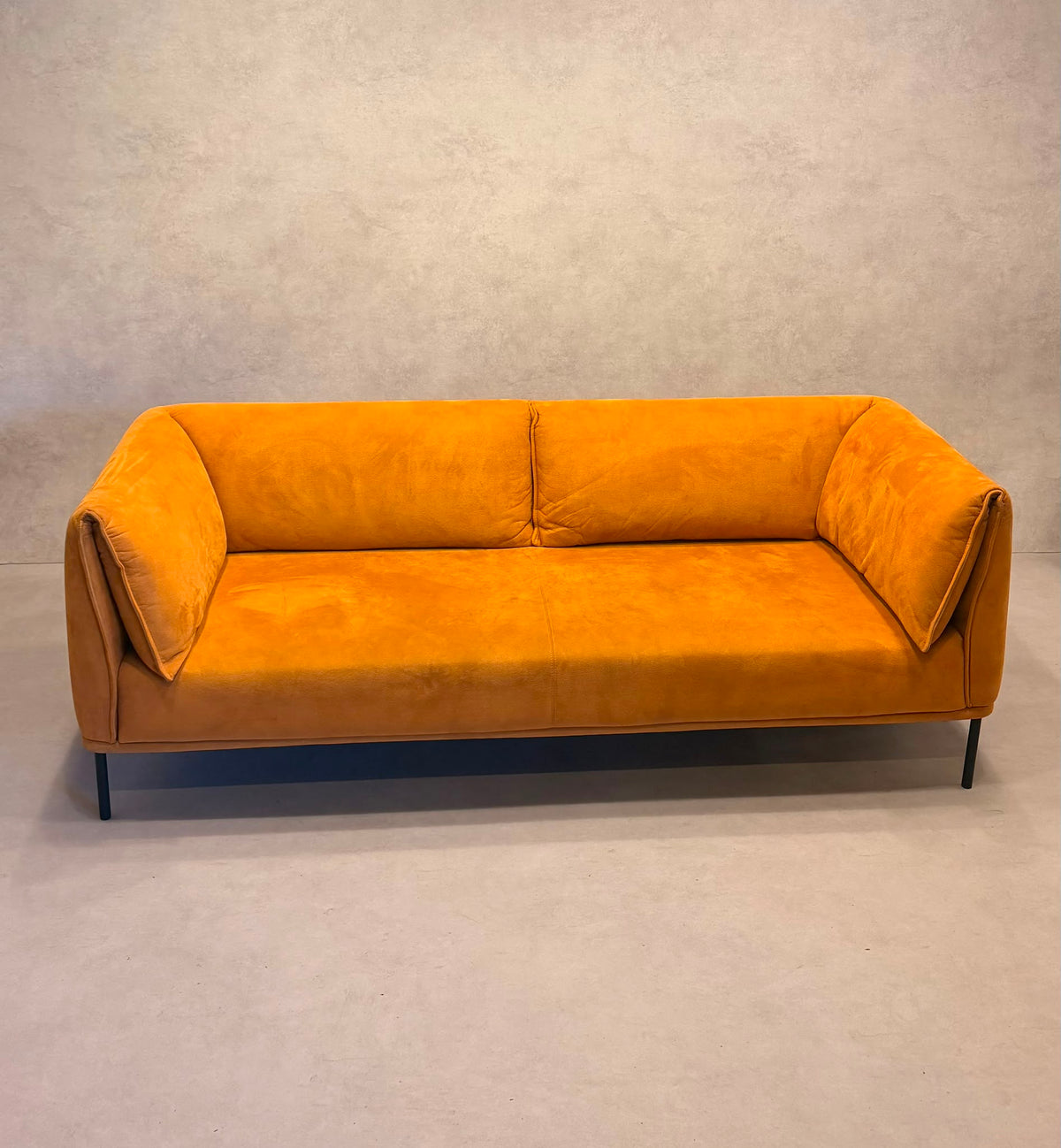 Johann Jakob Grace Sofa von Pfister in Terracotta Orange 3x