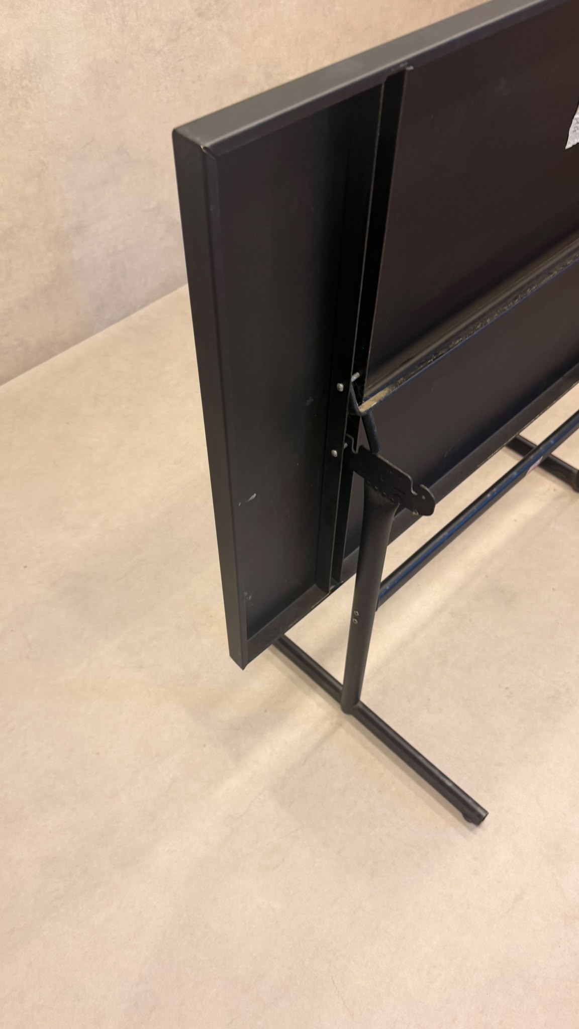 Schaffner Gartentisch klappbar – Schweizer Qualität Schwarz